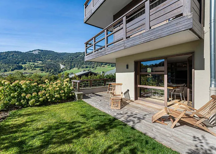 Lumineux Avec Spa, Piscine Et Sauna Pour 7 Personnes Near - Fr-1-569-132