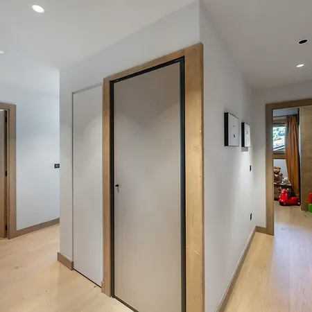 Lumineux Avec Spa, Piscine Et Sauna Pour 7 Personnes Near - Fr-1-569-132 Appartement *